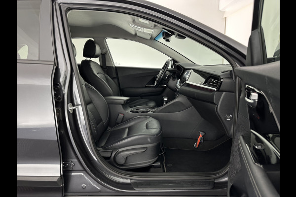 Kia Niro 1.6 GDi Hybrid Dynamic Plus Line (INCL-BTW) Aut. *LEATHER | FULL-LED | ADAPTIVE-CRUISE | BLINDSPOT | HEATED-COMFORTSEATS | CAMERA | KEYLESS | NAVI-FULLMAP | AMBIENTLIGHT | LANE-ASSIST | TOWBAR | 16''ALU*