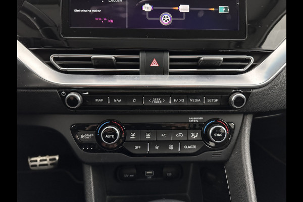 Kia Niro 1.6 GDi Hybrid Dynamic Plus Line (INCL-BTW) Aut. *LEATHER | FULL-LED | ADAPTIVE-CRUISE | BLINDSPOT | HEATED-COMFORTSEATS | CAMERA | KEYLESS | NAVI-FULLMAP | AMBIENTLIGHT | LANE-ASSIST | TOWBAR | 16''ALU*