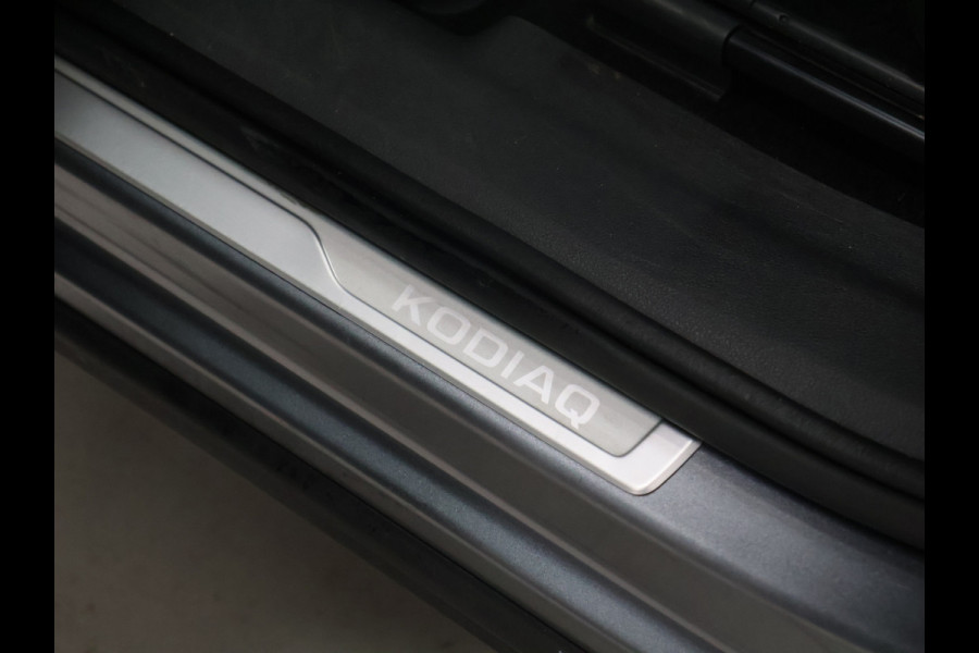 Škoda Kodiaq 1.5 TSI Limited Business Edition 7p. [TREKHAAK, ADAPTIVE CRUISE CONTROL, APPLE CARPLAY, ANDROID AUTO, ACHTERUITRIJCAMERA, PDC V+A, STOELVERWARMING, ELEKTRISCHE ACHTERKLEP, NIEUWSTAAT]
