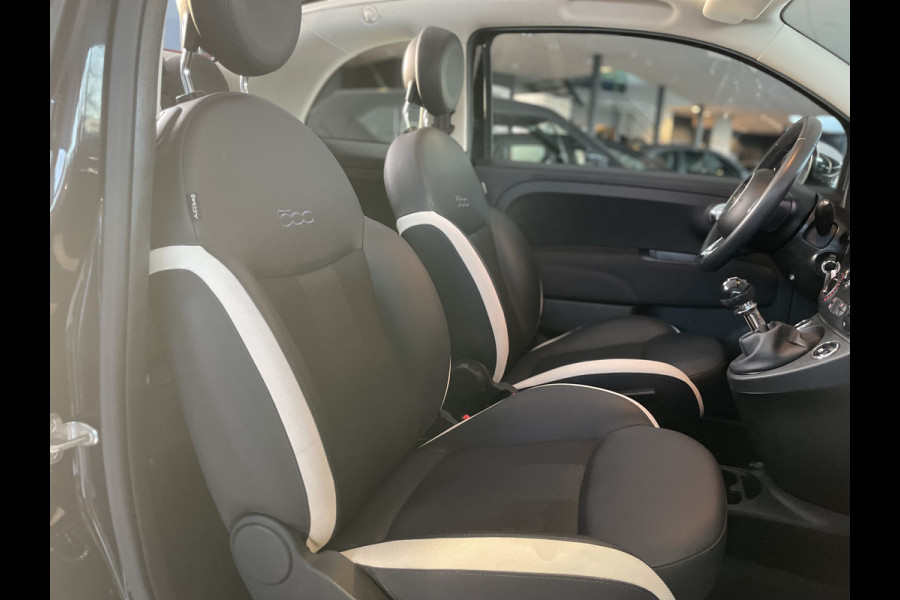 Fiat 500C 1.2 Lounge Airco - Apple carplay - Cruise control - Parkeersensor achter - Navigatiesysteem - Radio - Bluetooth - Licht metalen velgen 16 inch - Start/stop systeem - Elektrische ramen voor - Led dagverl