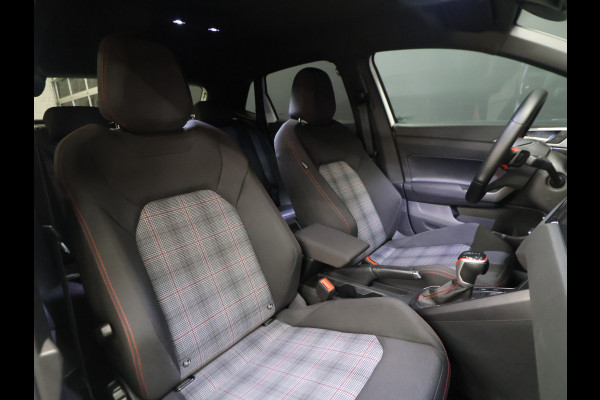 Volkswagen Polo 2.0 TSI GTI [APPLE CARPLAY, ANDROID, SPORTSTUUR, STOELVERWARMING, ADAPTIVE CRUISE, PDC RONDOM, CLIMATE, NIEUWSTAAT]