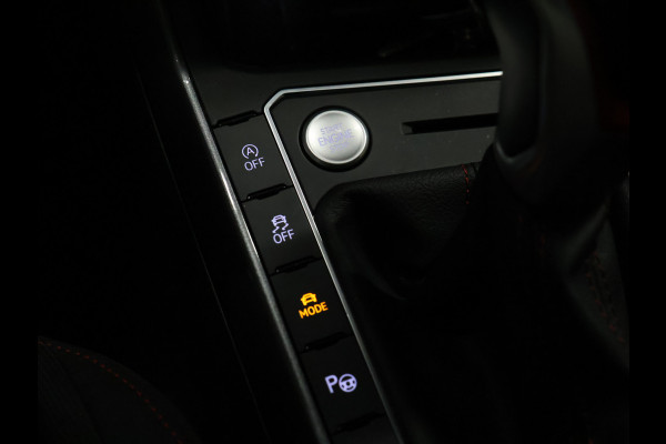 Volkswagen Polo 2.0 TSI GTI [APPLE CARPLAY, ANDROID, SPORTSTUUR, STOELVERWARMING, ADAPTIVE CRUISE, PDC RONDOM, CLIMATE, NIEUWSTAAT]