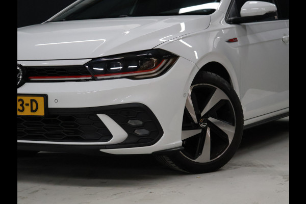 Volkswagen Polo 2.0 TSI GTI [APPLE CARPLAY, ANDROID, SPORTSTUUR, STOELVERWARMING, ADAPTIVE CRUISE, PDC RONDOM, CLIMATE, NIEUWSTAAT]