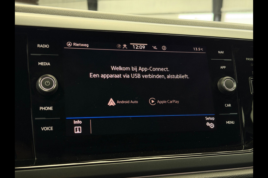 Volkswagen Polo 1.0 TSI 2x R-Line Panorama CarPlay Camera