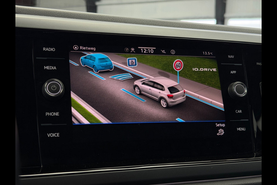 Volkswagen Polo 1.0 TSI 2x R-Line Panorama CarPlay Camera