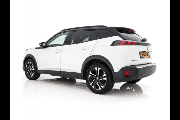 Peugeot e-2008 EV GT 50 kWh {SOH-91%} Aut. *DIGI-COCKPIT | FULL-LED | BLIS | KEYLESS | LEATHER-FABRIC | CAMERA | CARPLAY | CCS-FASTLOADER | DAB+ | NAVI-FULLMAP | ECC | PDC | SPORT-SEATS | AMBIENT-LIGHT | PRIVACY-GLASS | 17''ALU*