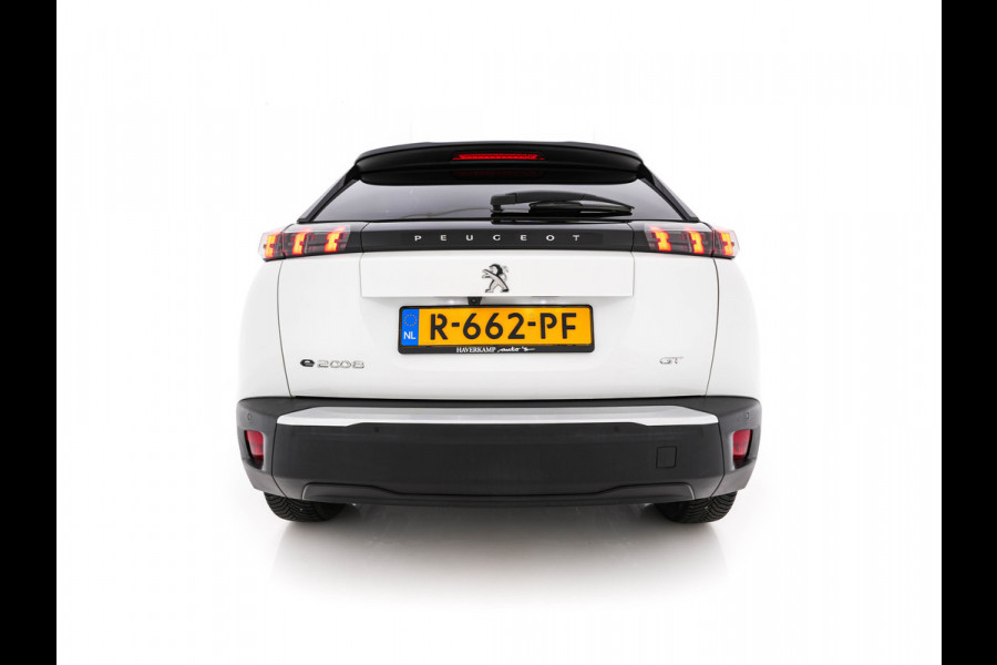 Peugeot e-2008 EV GT 50 kWh {SOH-91%} Aut. *DIGI-COCKPIT | FULL-LED | BLIS | KEYLESS | LEATHER-FABRIC | CAMERA | CARPLAY | CCS-FASTLOADER | DAB+ | NAVI-FULLMAP | ECC | PDC | SPORT-SEATS | AMBIENT-LIGHT | PRIVACY-GLASS | 17''ALU*