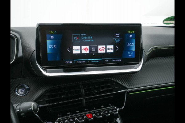 Peugeot e-2008 EV GT 50 kWh {SOH-91%} Aut. *DIGI-COCKPIT | FULL-LED | BLIS | KEYLESS | LEATHER-FABRIC | CAMERA | CARPLAY | CCS-FASTLOADER | DAB+ | NAVI-FULLMAP | ECC | PDC | SPORT-SEATS | AMBIENT-LIGHT | PRIVACY-GLASS | 17''ALU*