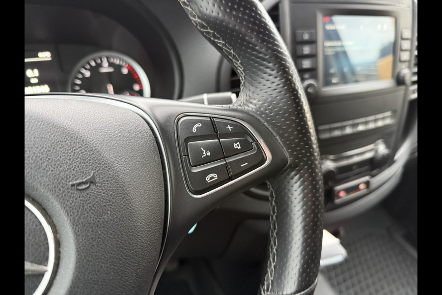 Mercedes-Benz Vito 116 2.1 CDI Automaat L2H1 Adaptieve LED-verlichting Climate Control Cruise Control Trekhaak Carplay Camera Stoelverwarming