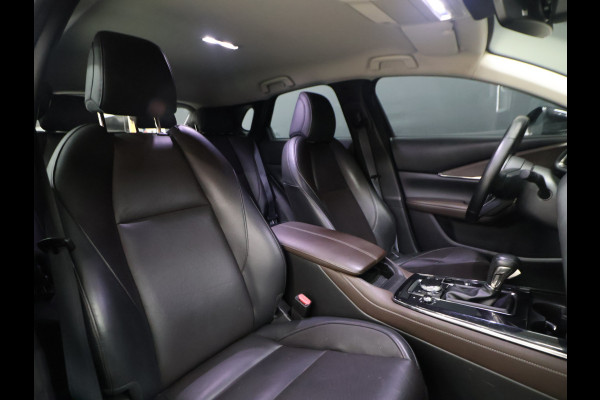 Mazda CX-30 2.0 e-SkyActiv-X M Hybrid Comfort [TREKHAAK AFNEEMBAAR, MEMORY SEATS, BOSE SOUND, HEAD-UP, STUURVERWARMING, CAMERA, ADAPTIVE CRUISE, VOL LEDER, STOELVERWARMING, BLUETOOTH, CLIMATE, NIEUWSTAAT]