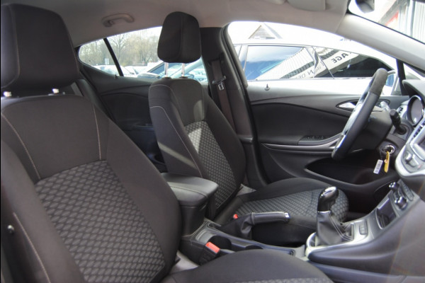 Opel Astra 1.2 Elegance | Winterpakket |Trekhaak | Apple Carplay