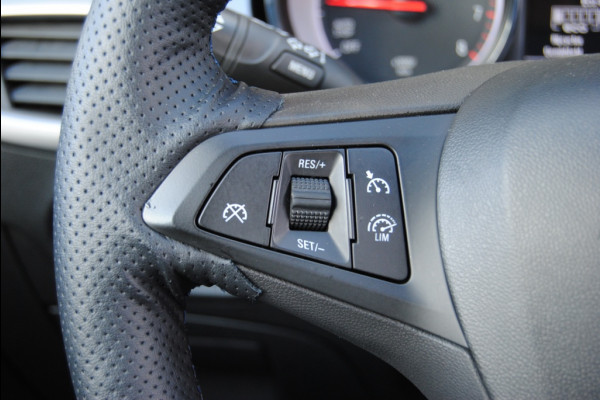 Opel Astra 1.2 Elegance | Winterpakket |Trekhaak | Apple Carplay