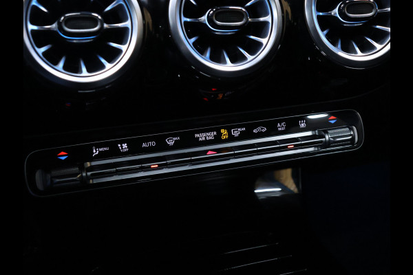 Mercedes-Benz A-Klasse 250 e Business Solution Luxury Limited [TREKHAAK, CRUISE CONTROL, SFEERVERLICHTING, BLUETOOTH TELEFOON, ACHTERUITRIJCAMERA, PDC V+A, STOELVERWARMING, NIEUWSTAAT]