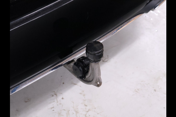 Mercedes-Benz A-Klasse 250 e Business Solution Luxury Limited [TREKHAAK, CRUISE CONTROL, SFEERVERLICHTING, BLUETOOTH TELEFOON, ACHTERUITRIJCAMERA, PDC V+A, STOELVERWARMING, NIEUWSTAAT]