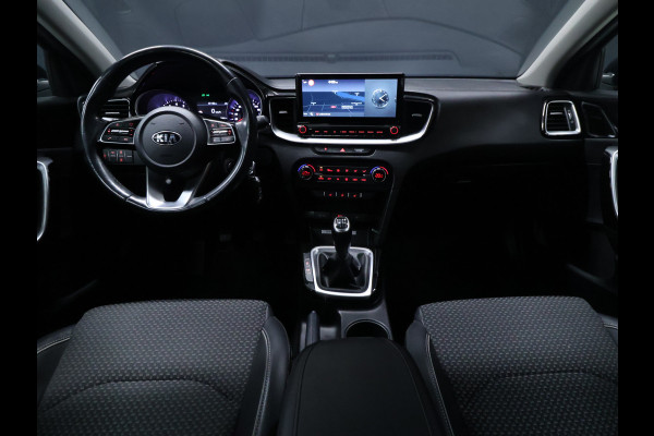 Kia Xceed 1.4 T-GDi DynamicLine [APPLE CARPLAY, ANDROID AUTO, CRUISE CONTROL, JBL, ACHTERUITRIJCAMERA, PDC ACHTER, STOELVERWARMING, STUURVERWARMING, NIEUWSTAAT]