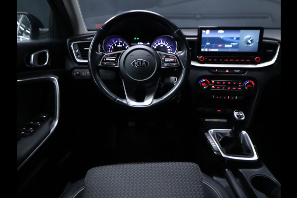 Kia Xceed 1.4 T-GDi DynamicLine [APPLE CARPLAY, ANDROID AUTO, CRUISE CONTROL, JBL, ACHTERUITRIJCAMERA, PDC ACHTER, STOELVERWARMING, STUURVERWARMING, NIEUWSTAAT]