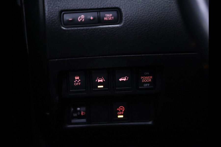 Nissan X-Trail 1.6 DIG-T N-Connecta [SCHUIFKANTELDAK, CRUISE CONTROL, LANE ASSIST, BLUETOOTH TELEFOON, 360 CAMERA, PDC V+A, ELEKTRICHE ACHTERKLEP, AUTOMATISCHE AIRCO, NIEUWSTAAT]