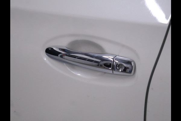 Nissan X-Trail 1.6 DIG-T N-Connecta [SCHUIFKANTELDAK, CRUISE CONTROL, LANE ASSIST, BLUETOOTH TELEFOON, 360 CAMERA, PDC V+A, ELEKTRICHE ACHTERKLEP, AUTOMATISCHE AIRCO, NIEUWSTAAT]