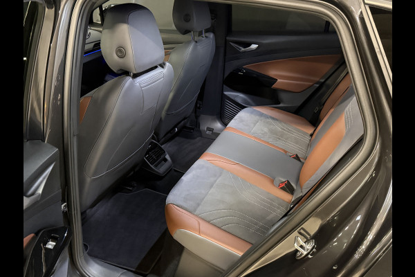 Volkswagen ID.4 First 77 kWh | Elek. Trekhaak | Warmtepomp | Apple Carplay | Camera