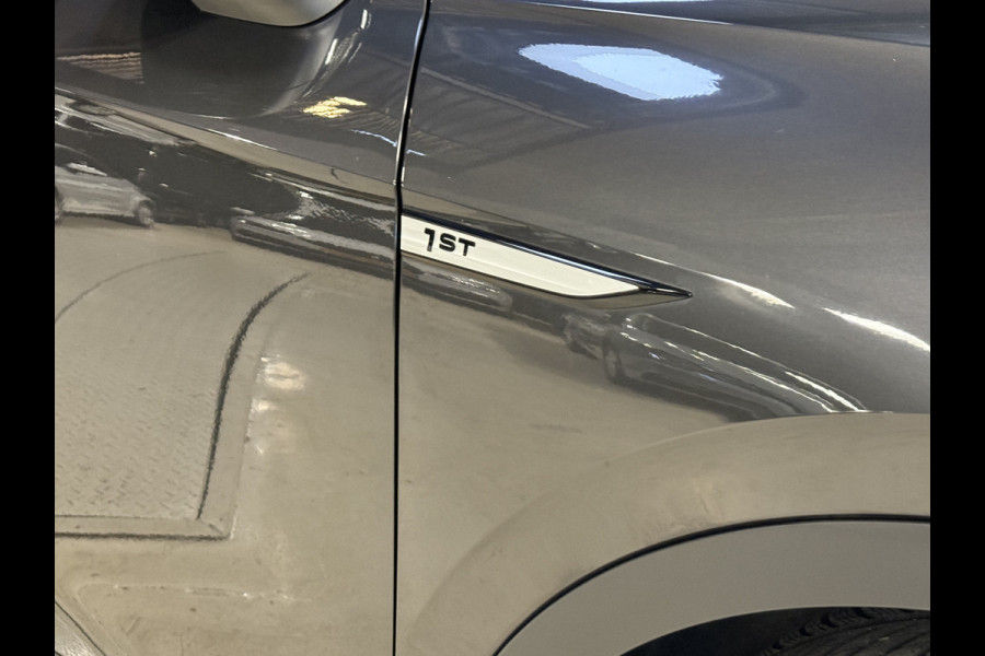 Volkswagen ID.4 First 77 kWh | Elek. Trekhaak | Warmtepomp | Apple Carplay | Camera