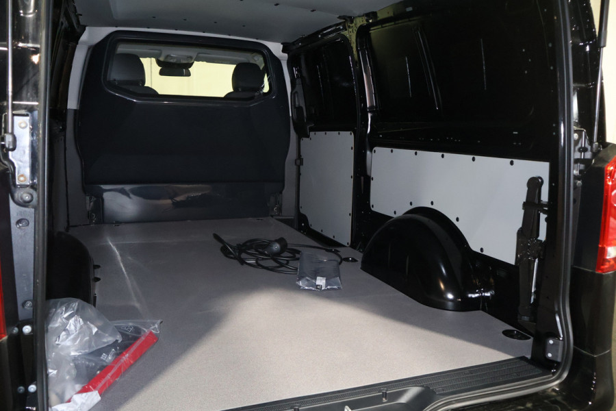 Mercedes-Benz eVito eVito 112 L3 60 kWh Led Achterklep