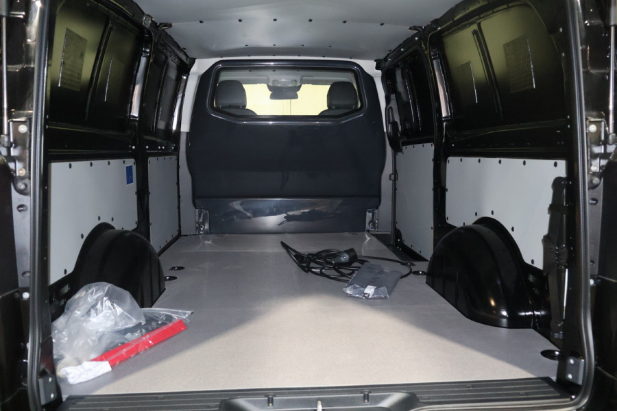 Mercedes-Benz eVito eVito 112 L3 60 kWh Led Achterklep