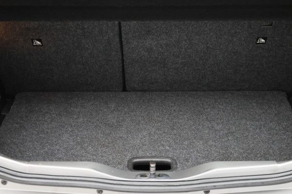 Volkswagen up! 1.0 BMT high up! 5-Deurs, Leder/Stof, Airco, Cruise, Bluetooth, Radio, PDC, 15''