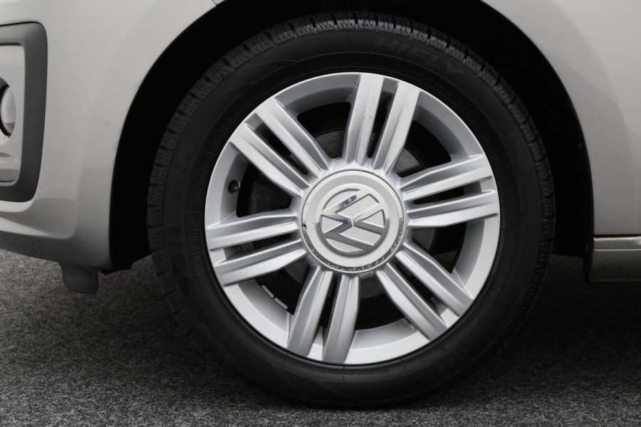 Volkswagen up! 1.0 BMT high up! 5-Deurs, Leder/Stof, Airco, Cruise, Bluetooth, Radio, PDC, 15''