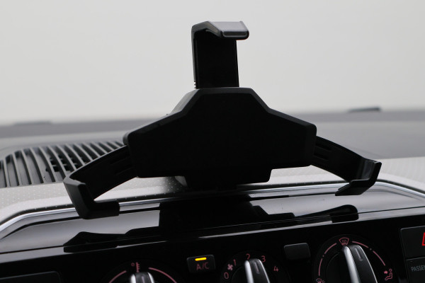 Volkswagen up! 1.0 BMT high up! 5-Deurs, Leder/Stof, Airco, Cruise, Bluetooth, Radio, PDC, 15''