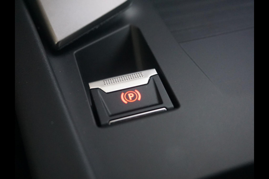 Peugeot 408 1.2 Hybrid 136 e-DCS6 GT