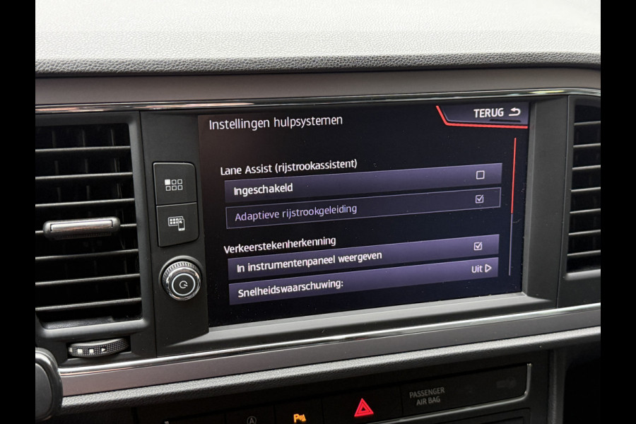 Seat Leon ST 1.0 TSI Style Ultimate Edition | Camera | Draadloze lader | Apple Carplay