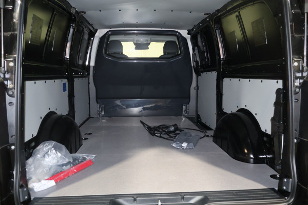 Mercedes-Benz eVito eVito 112 L3 60 kWh Led Achterklep