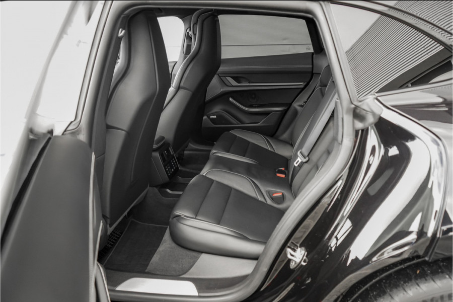 Porsche Taycan Cross Turismo 4S 93 kWh 4WS Luchtvering HUD Pano Bose