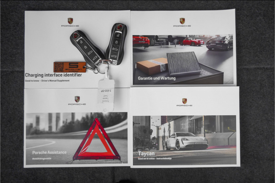 Porsche Taycan Cross Turismo 4S 93 kWh 4WS Luchtvering HUD Pano Bose