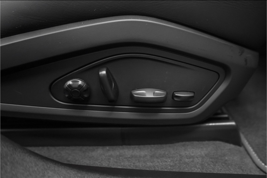 Porsche Taycan Cross Turismo 4S 93 kWh 4WS Luchtvering HUD Pano Bose