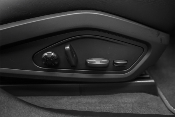 Porsche Taycan Cross Turismo 4S 93 kWh 4WS Luchtvering HUD Pano Bose