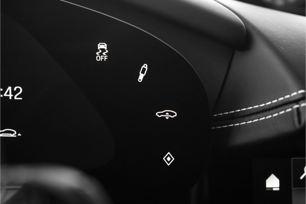 Porsche Taycan Cross Turismo 4S 93 kWh 4WS Luchtvering HUD Pano Bose