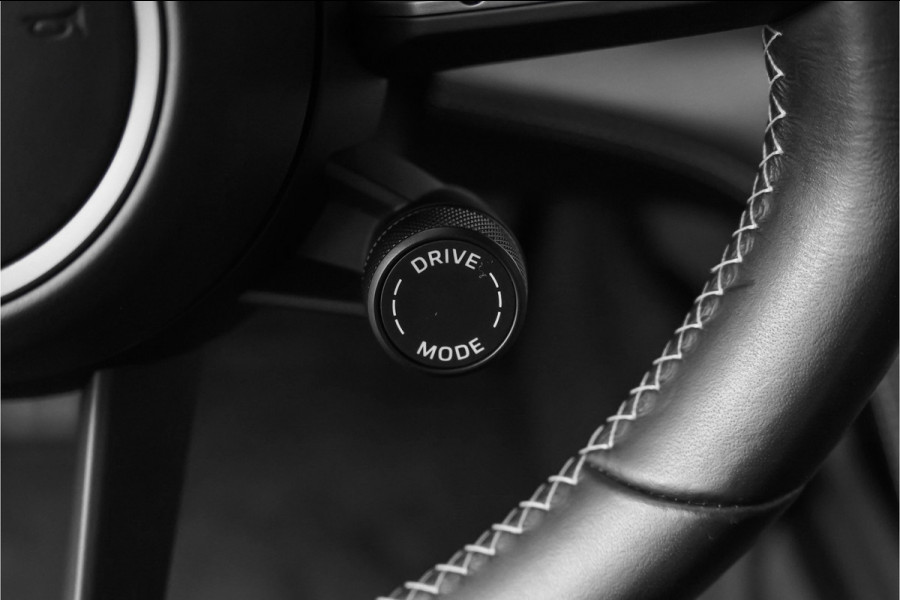 Porsche Taycan Cross Turismo 4S 93 kWh 4WS Luchtvering HUD Pano Bose