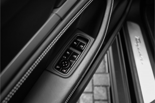 Porsche Taycan Cross Turismo 4S 93 kWh 4WS Luchtvering HUD Pano Bose