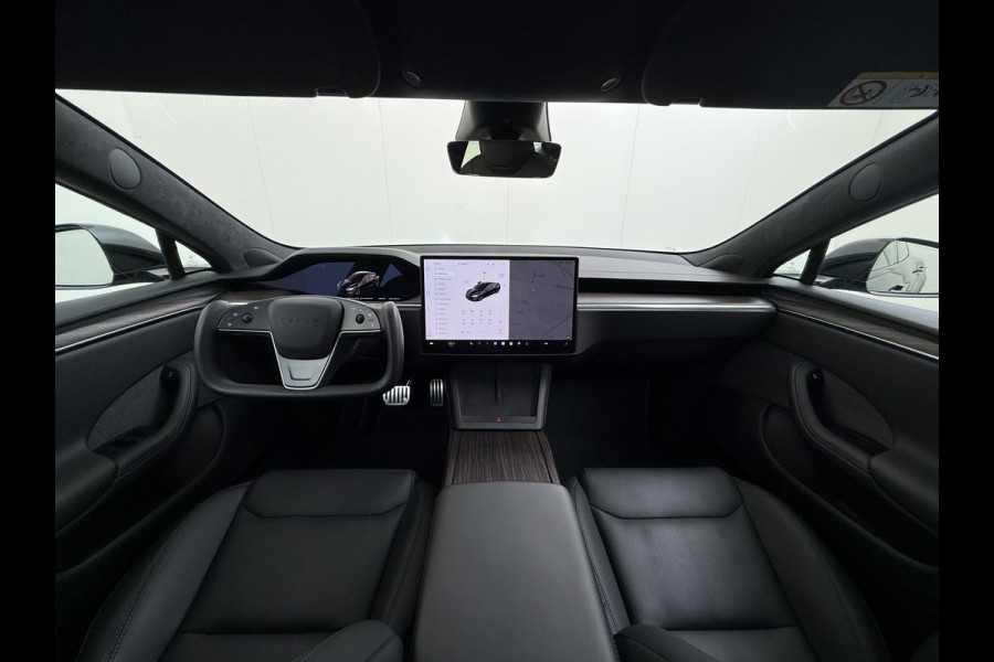 Tesla Model S 680 pk 0-100 3,1sec. Adaptive-Luchtvering FSD-4 / AutoPilot-4 Enhanced EAP ASS-Smart Summon Yoke Stuur Zelf-Parkeren / Voorrijde Long Range100kw Dual Motor 4WD AWD Schuifkanteldak Wi-Fi.Vb. App AEB ASR Rijstrookhulp Bordherkenning ACC ESP DodehoekDetector  Mistlampen Verwarmde-Sproeiers AWD 4 wheel Drive 1.600kg Trekvermogen Orig. NL-se auto 118.000 euro nieuw ! Fabrieksgarantie 4 jaar 80.000 en 240.000/8 jaar Accupakket!
