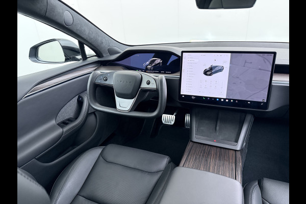 Tesla Model S 680 pk 0-100 3,1sec. Adaptive-Luchtvering FSD-4 / AutoPilot-4 Enhanced EAP ASS-Smart Summon Yoke Stuur Zelf-Parkeren / Voorrijde Long Range100kw Dual Motor 4WD AWD Schuifkanteldak Wi-Fi.Vb. App AEB ASR Rijstrookhulp Bordherkenning ACC ESP DodehoekDetector  Mistlampen Verwarmde-Sproeiers AWD 4 wheel Drive 1.600kg Trekvermogen Orig. NL-se auto 118.000 euro nieuw ! Fabrieksgarantie 4 jaar 80.000 en 240.000/8 jaar Accupakket!