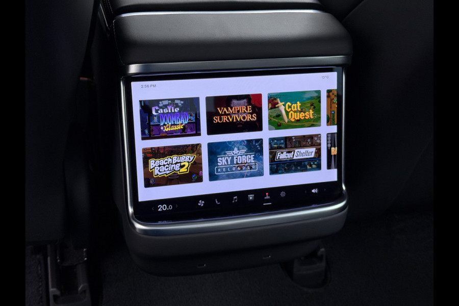 Tesla Model S 680 pk 0-100 3,1sec. Adaptive-Luchtvering FSD-4 / AutoPilot-4 Enhanced EAP ASS-Smart Summon Yoke Stuur Zelf-Parkeren / Voorrijde Long Range100kw Dual Motor 4WD AWD Schuifkanteldak Wi-Fi.Vb. App AEB ASR Rijstrookhulp Bordherkenning ACC ESP DodehoekDetector  Mistlampen Verwarmde-Sproeiers AWD 4 wheel Drive 1.600kg Trekvermogen Orig. NL-se auto 118.000 euro nieuw ! Fabrieksgarantie 4 jaar 80.000 en 240.000/8 jaar Accupakket!