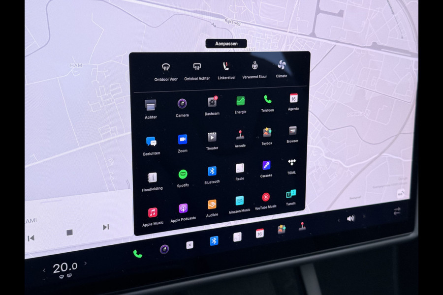 Tesla Model S 680 pk 0-100 3,1sec. Adaptive-Luchtvering FSD-4 / AutoPilot-4 Enhanced EAP ASS-Smart Summon Yoke Stuur Zelf-Parkeren / Voorrijde Long Range100kw Dual Motor 4WD AWD Schuifkanteldak Wi-Fi.Vb. App AEB ASR Rijstrookhulp Bordherkenning ACC ESP DodehoekDetector  Mistlampen Verwarmde-Sproeiers AWD 4 wheel Drive 1.600kg Trekvermogen Orig. NL-se auto 118.000 euro nieuw ! Fabrieksgarantie 4 jaar 80.000 en 240.000/8 jaar Accupakket!