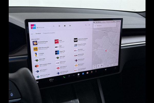 Tesla Model S 680 pk 0-100 3,1sec. Adaptive-Luchtvering FSD-4 / AutoPilot-4 Enhanced EAP ASS-Smart Summon Yoke Stuur Zelf-Parkeren / Voorrijde Long Range100kw Dual Motor 4WD AWD Schuifkanteldak Wi-Fi.Vb. App AEB ASR Rijstrookhulp Bordherkenning ACC ESP DodehoekDetector  Mistlampen Verwarmde-Sproeiers AWD 4 wheel Drive 1.600kg Trekvermogen Orig. NL-se auto 118.000 euro nieuw ! Fabrieksgarantie 4 jaar 80.000 en 240.000/8 jaar Accupakket!