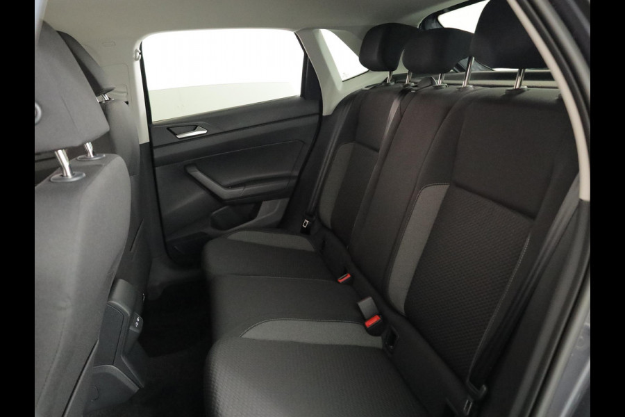 Volkswagen Polo GP Life Edition 1.0 95 pk 5 versn. Hand | 15" LM | Stoelverwarming | Camera |