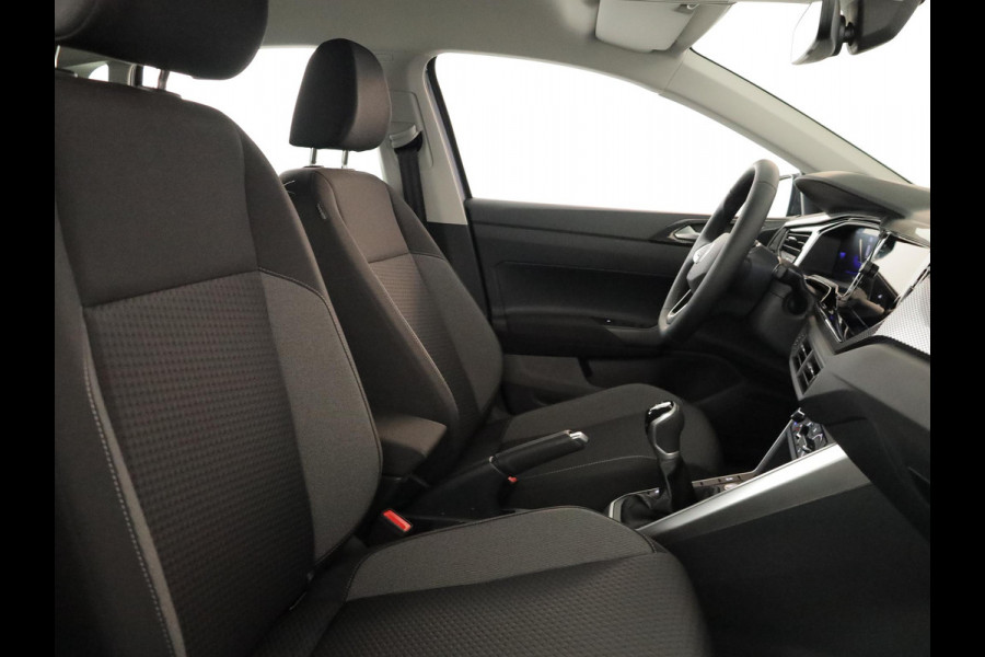 Volkswagen Polo GP Life Edition 1.0 95 pk 5 versn. Hand | 15" LM | Stoelverwarming | Camera |