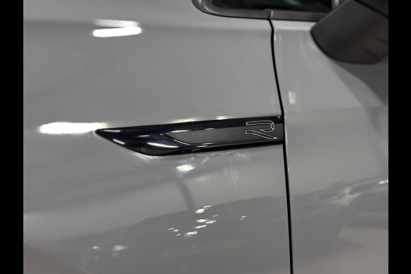 Volkswagen Golf 1.5 eTSI R-Line PANO | HARMAN KARDON | HEAD UP | IQ LIGHT