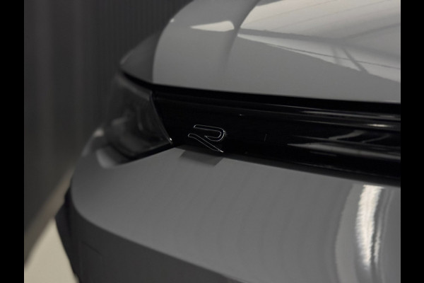 Volkswagen Golf 1.5 eTSI R-Line PANO | HARMAN KARDON | HEAD UP | IQ LIGHT