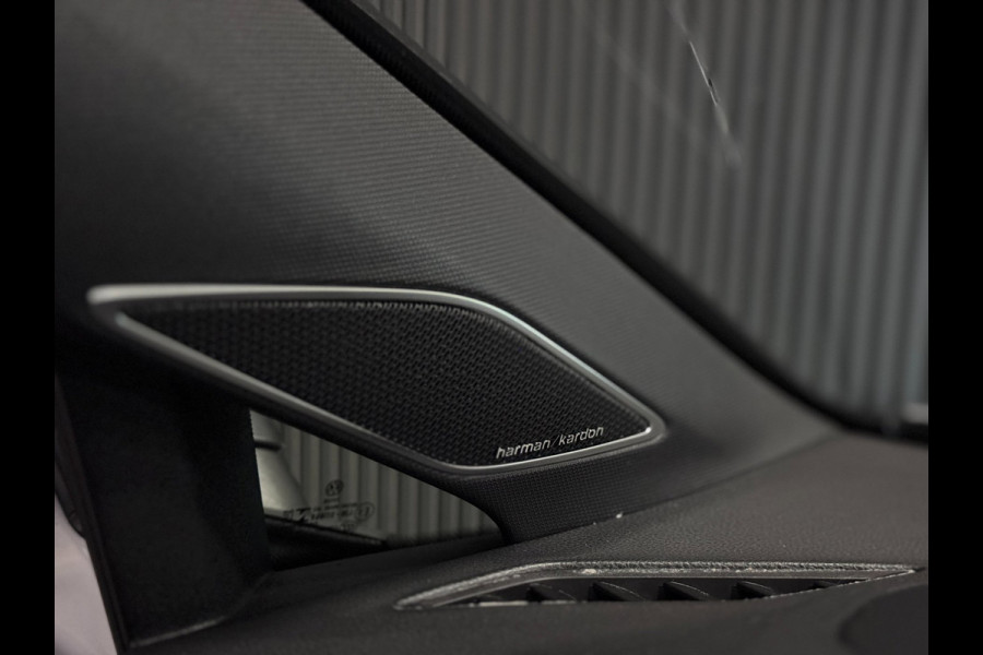 Volkswagen Golf 1.5 eTSI R-Line PANO | HARMAN KARDON | HEAD UP | IQ LIGHT