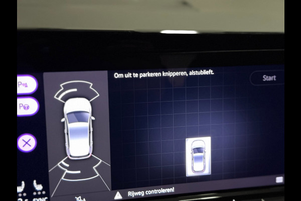 Volkswagen Golf 1.5 eTSI R-Line PANO | HARMAN KARDON | HEAD UP | IQ LIGHT